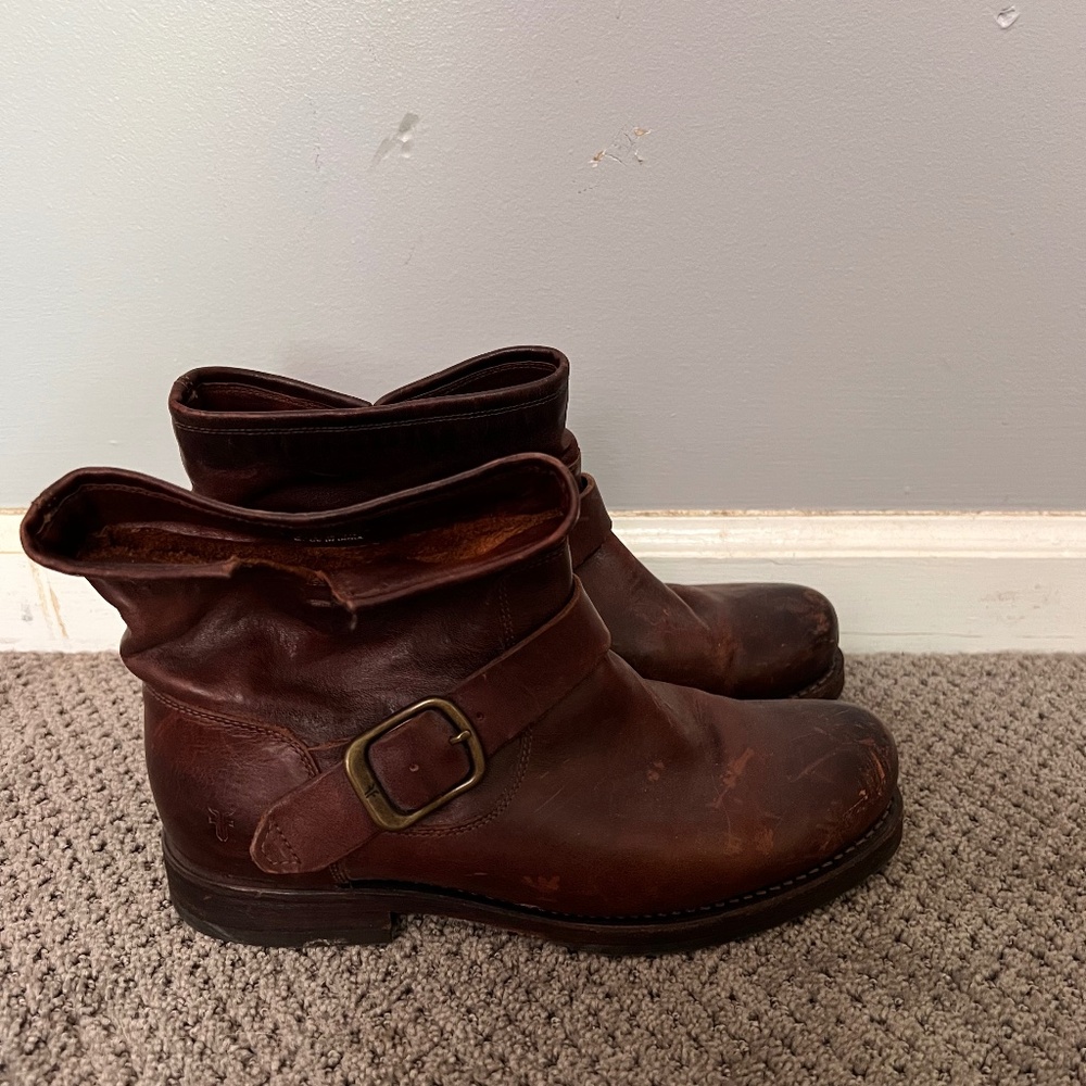 Frye ankle bootie